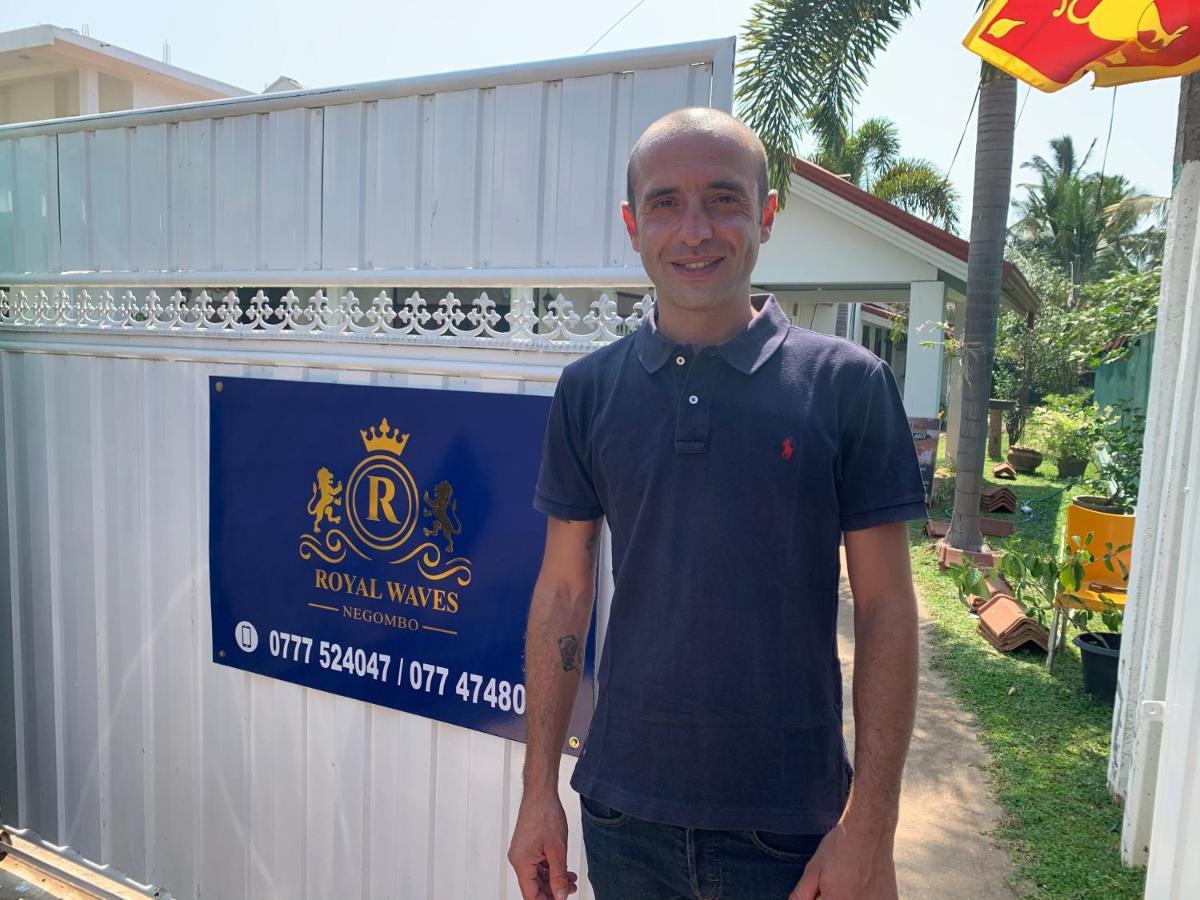 Royal Waves Negombo 호텔 외부 사진