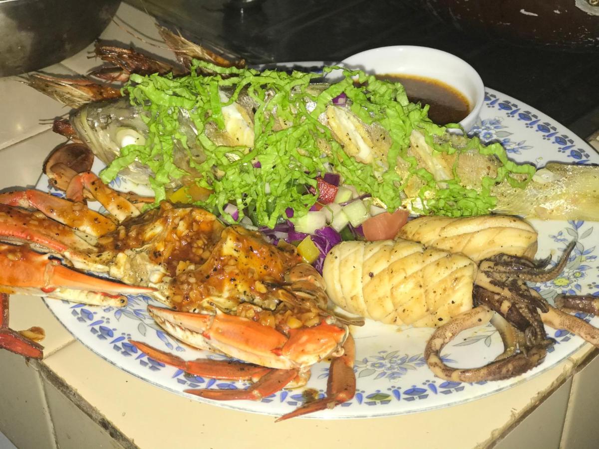 Royal Waves Negombo 호텔 외부 사진